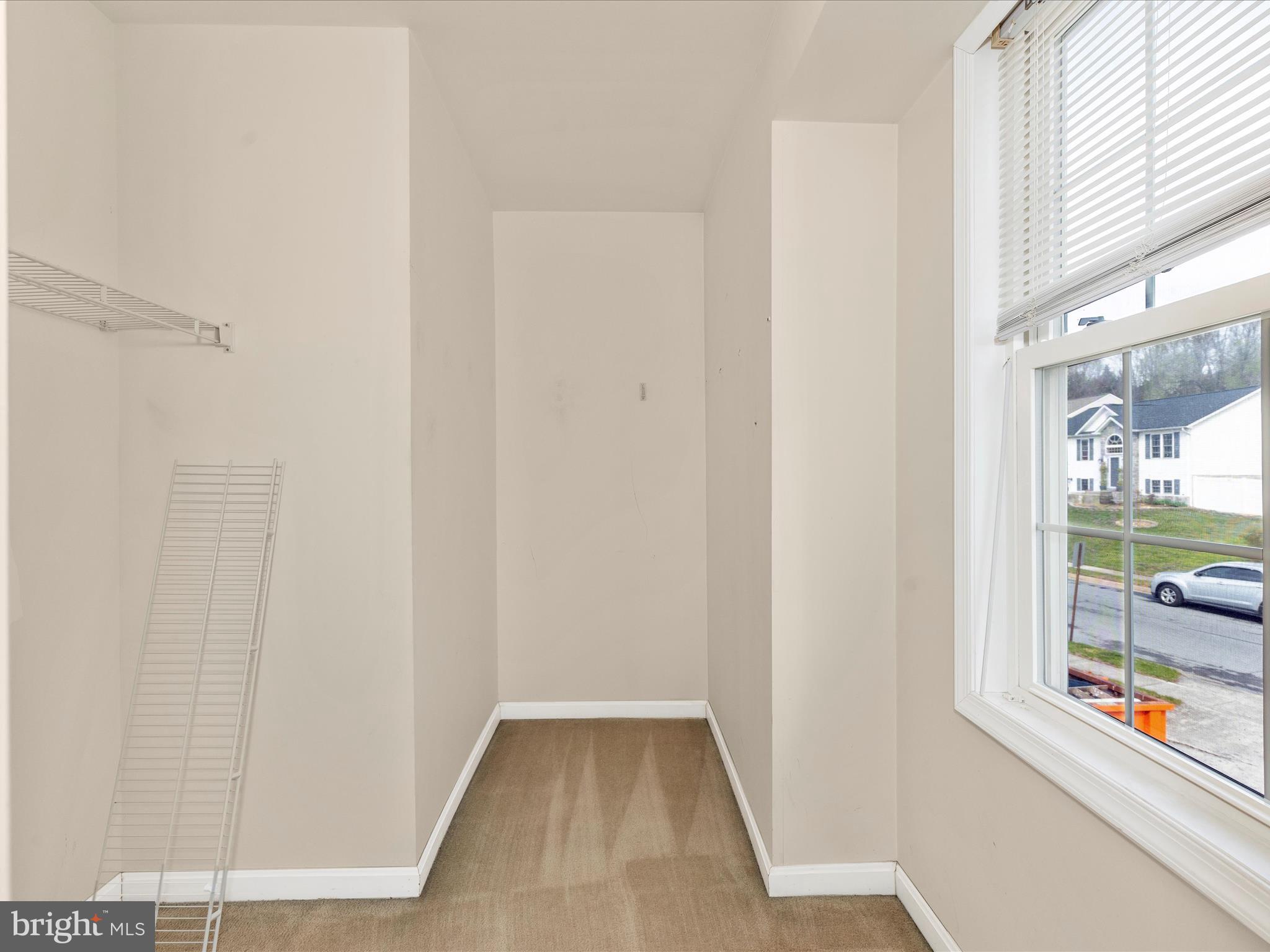 EMMIT RIDGE - Residential