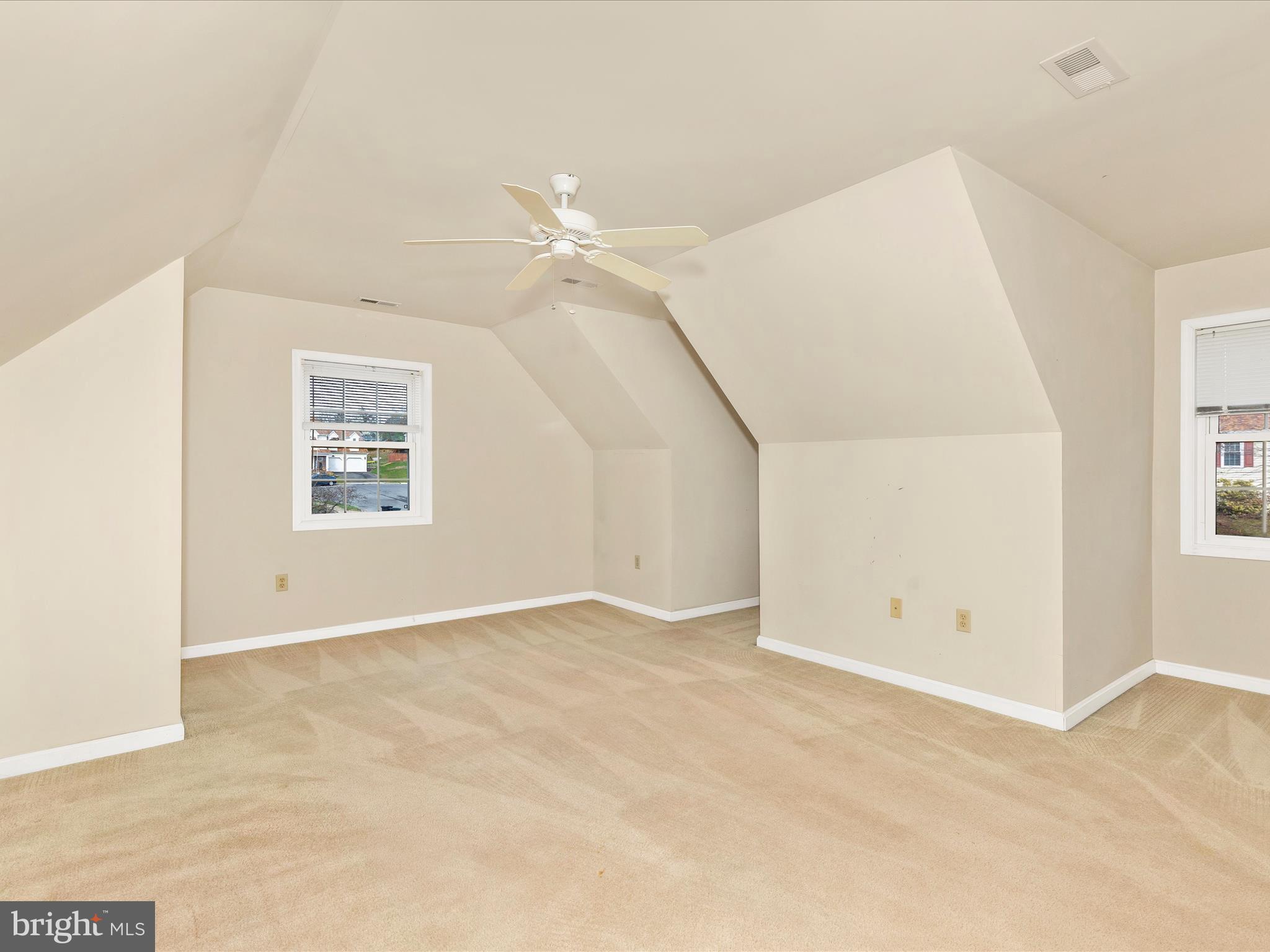 EMMIT RIDGE - Residential