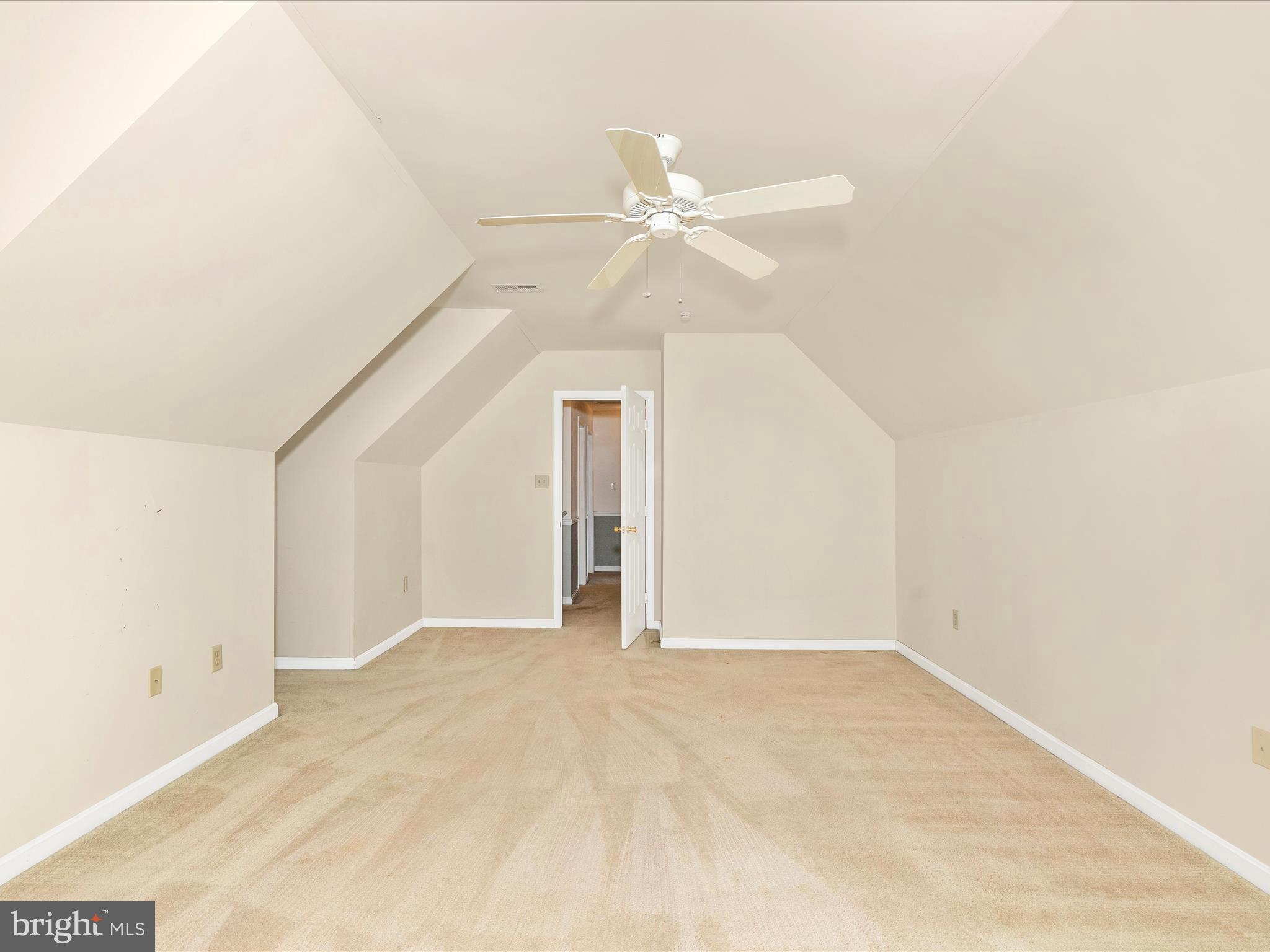 EMMIT RIDGE - Residential