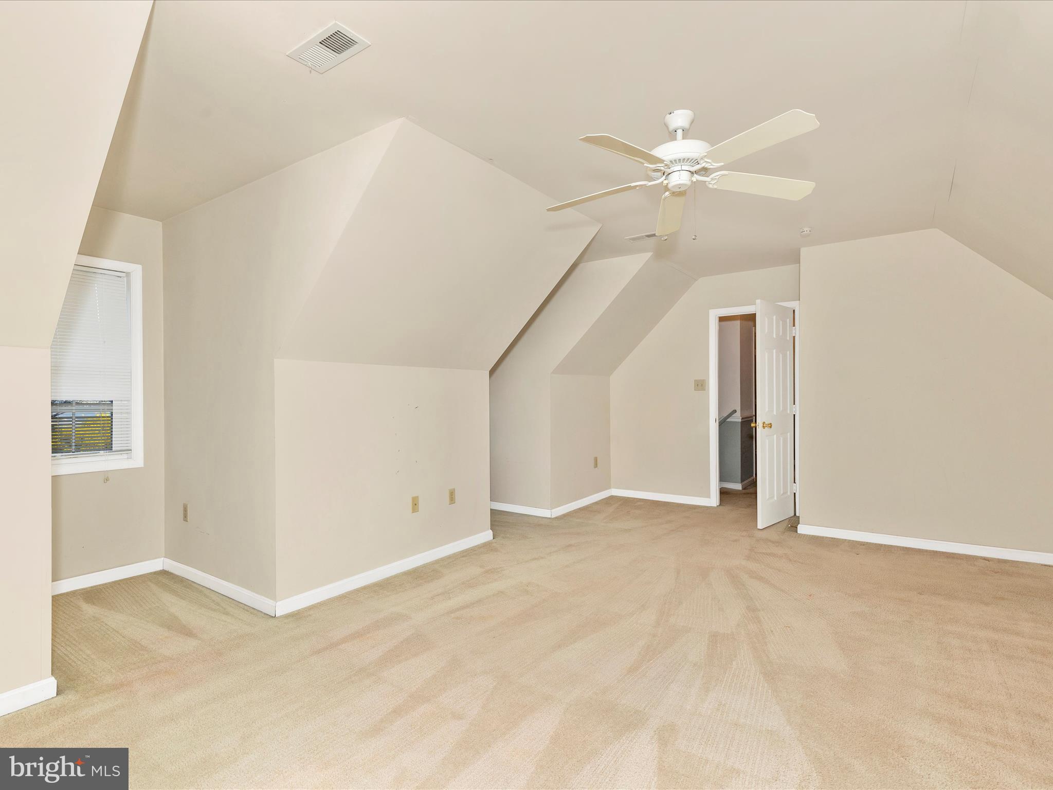 EMMIT RIDGE - Residential