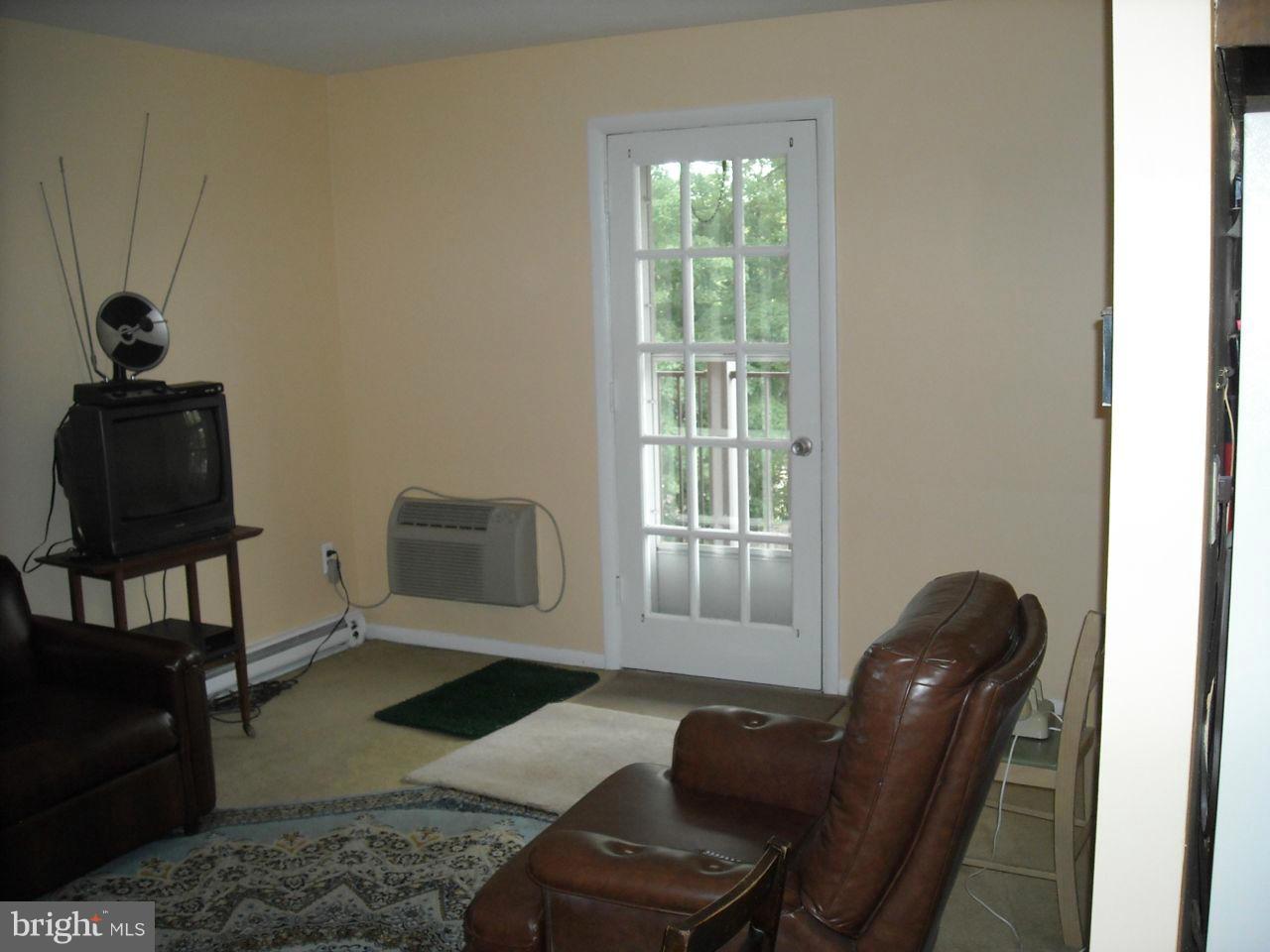 JAMES LEE - Residential