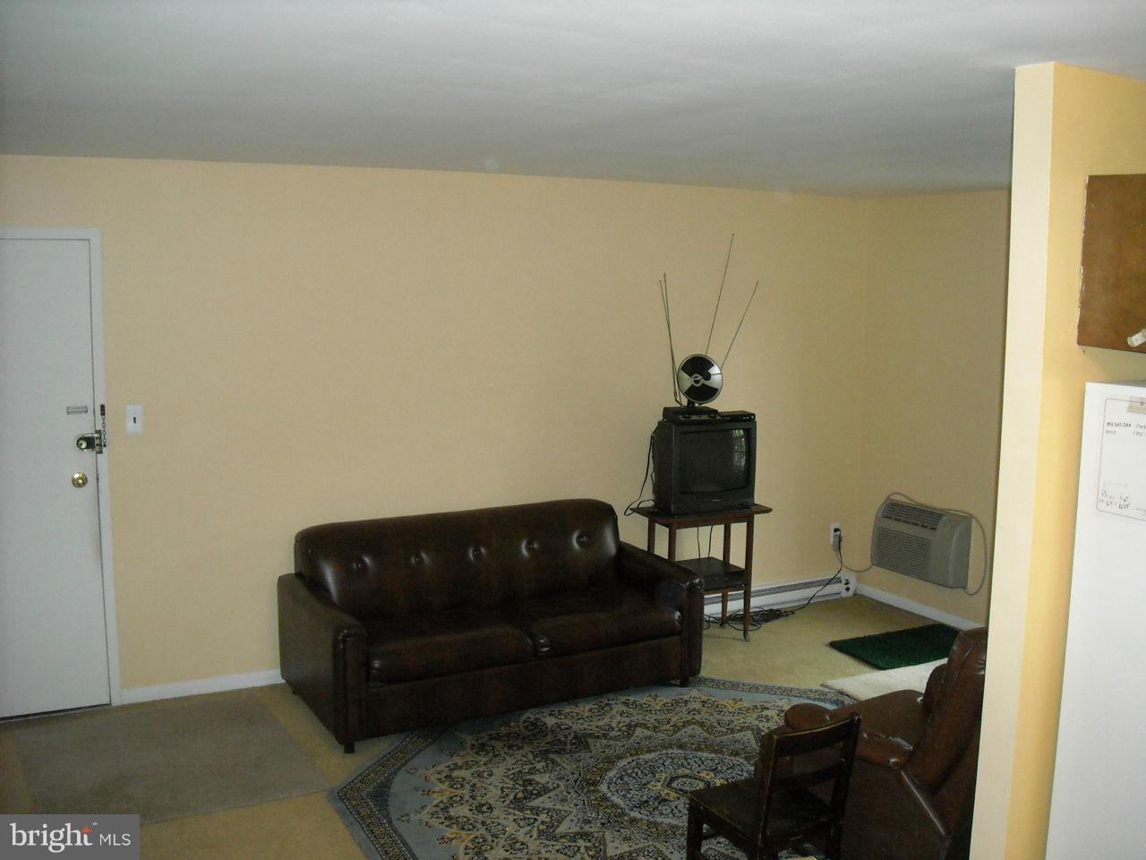 JAMES LEE - Residential