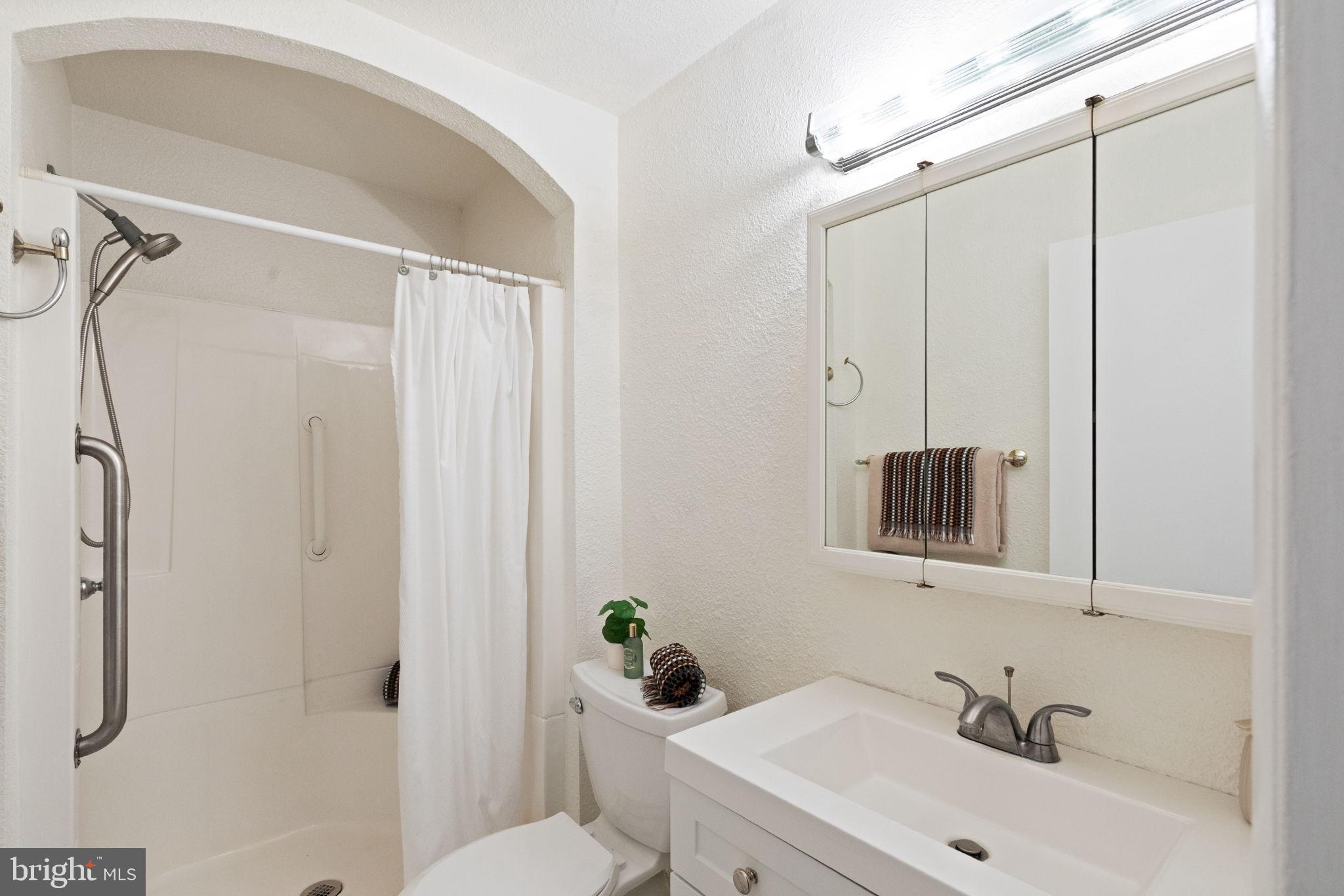 HICKORY HILLS CONDOMINIUMS - Residential