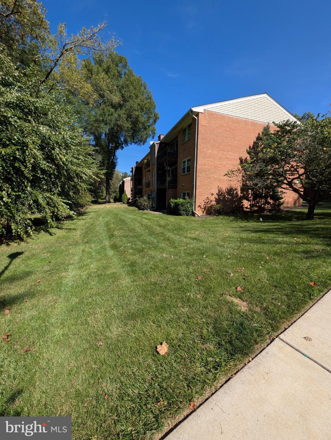 HICKORY HILLS CONDOMINIUMS - Residential