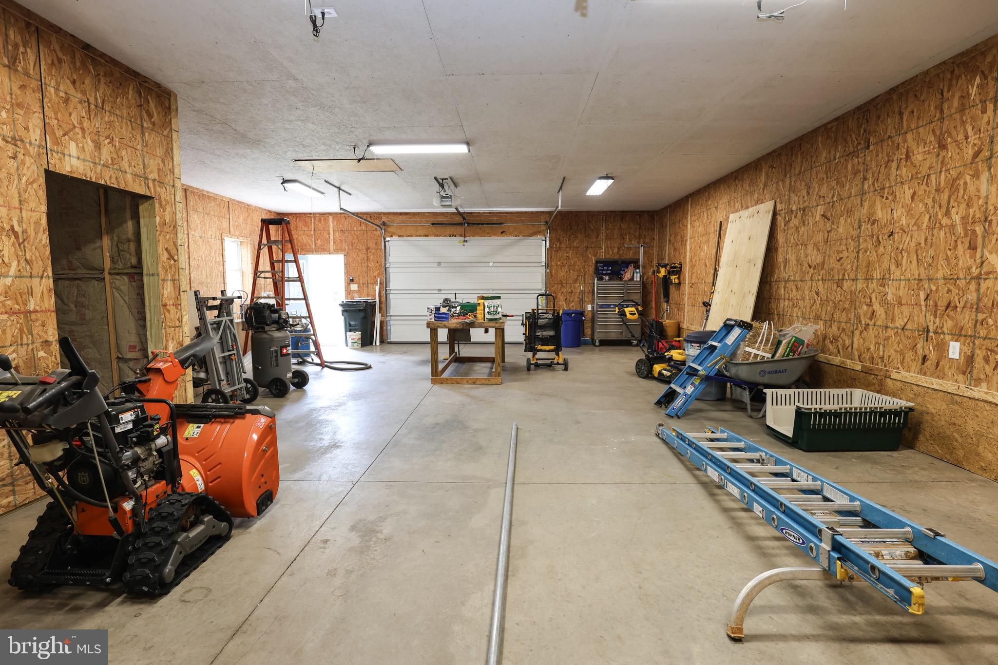 OUTWOOD - Residential