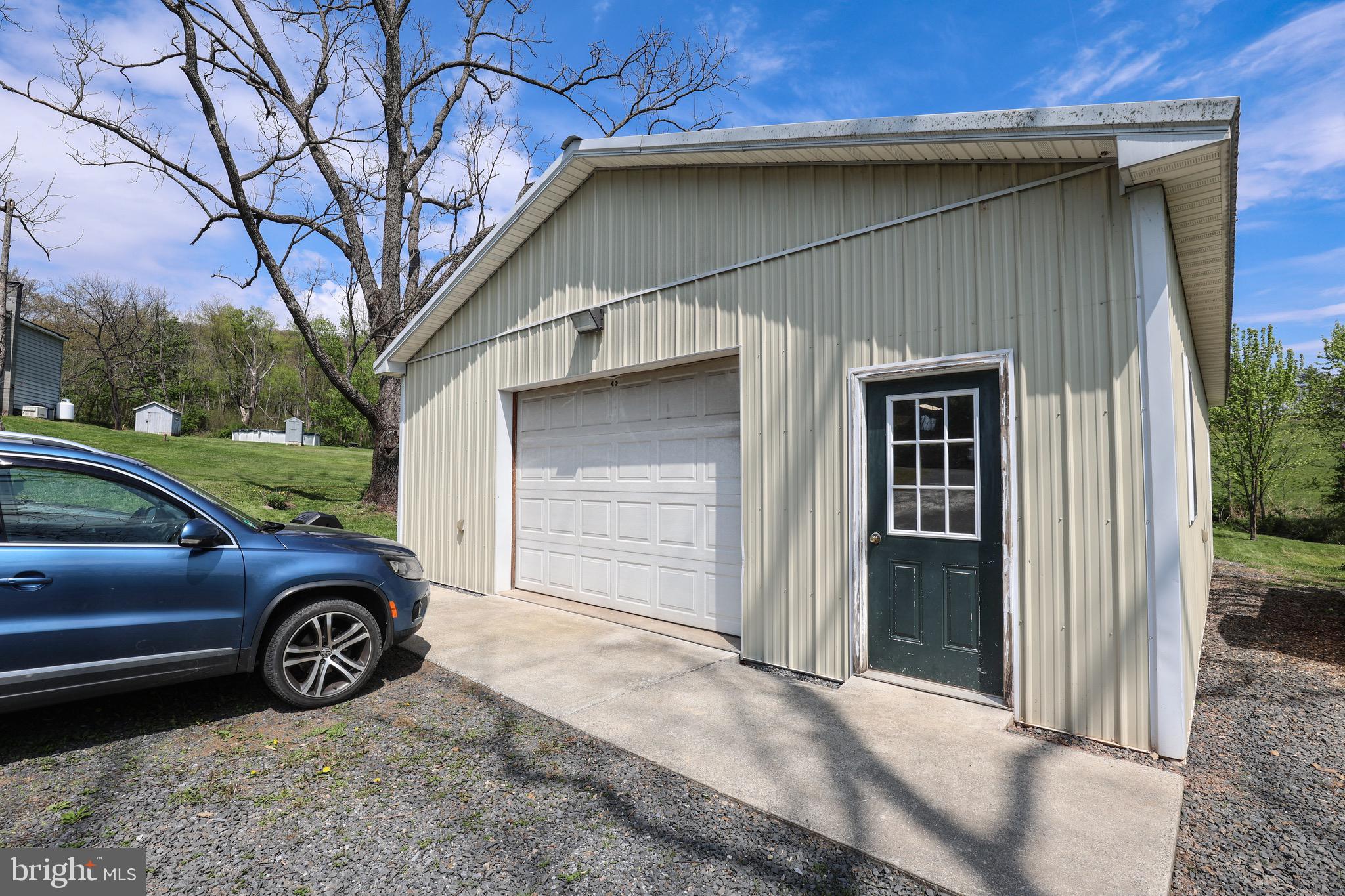 OUTWOOD - Residential