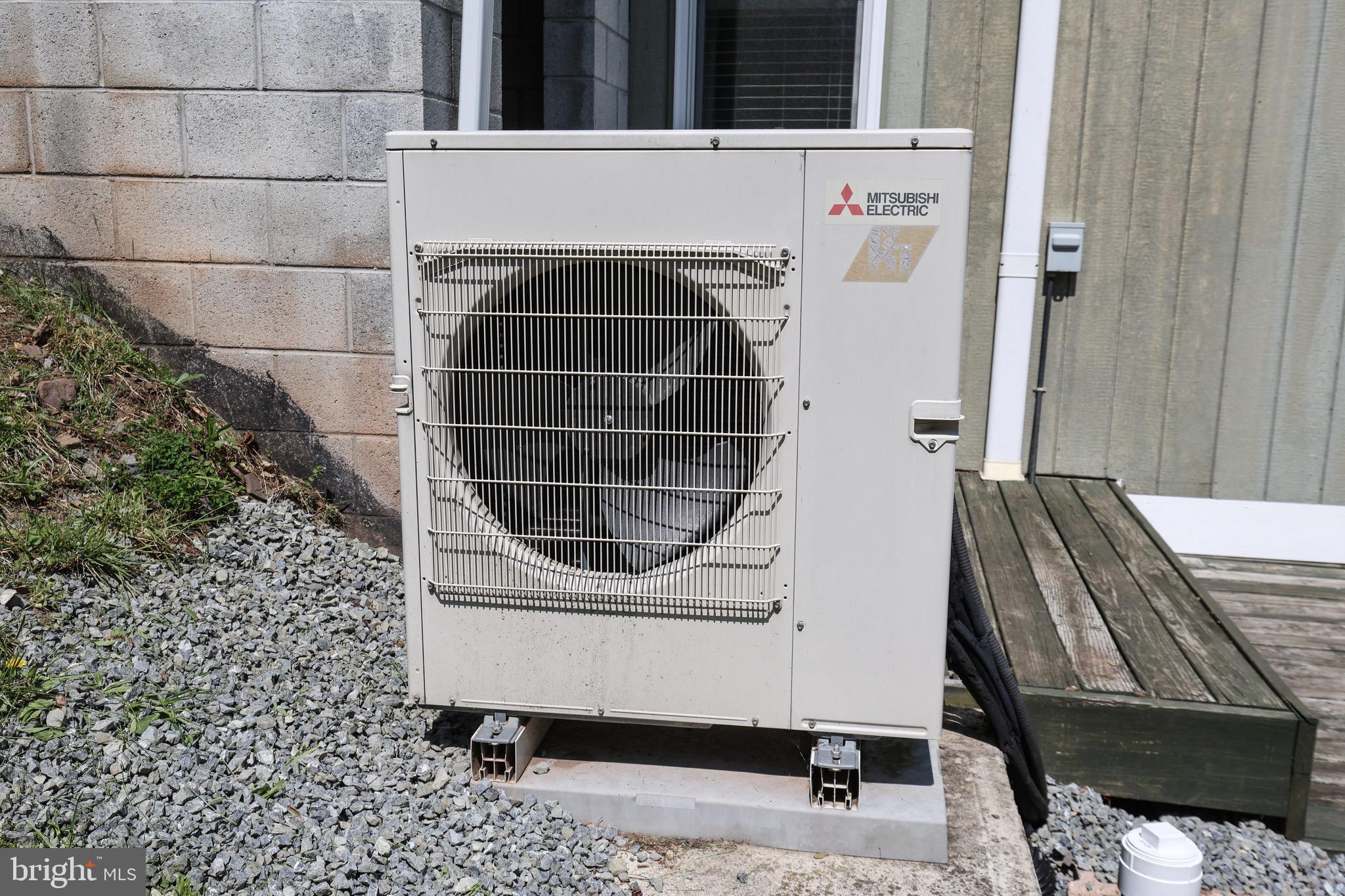 OUTWOOD - Residential