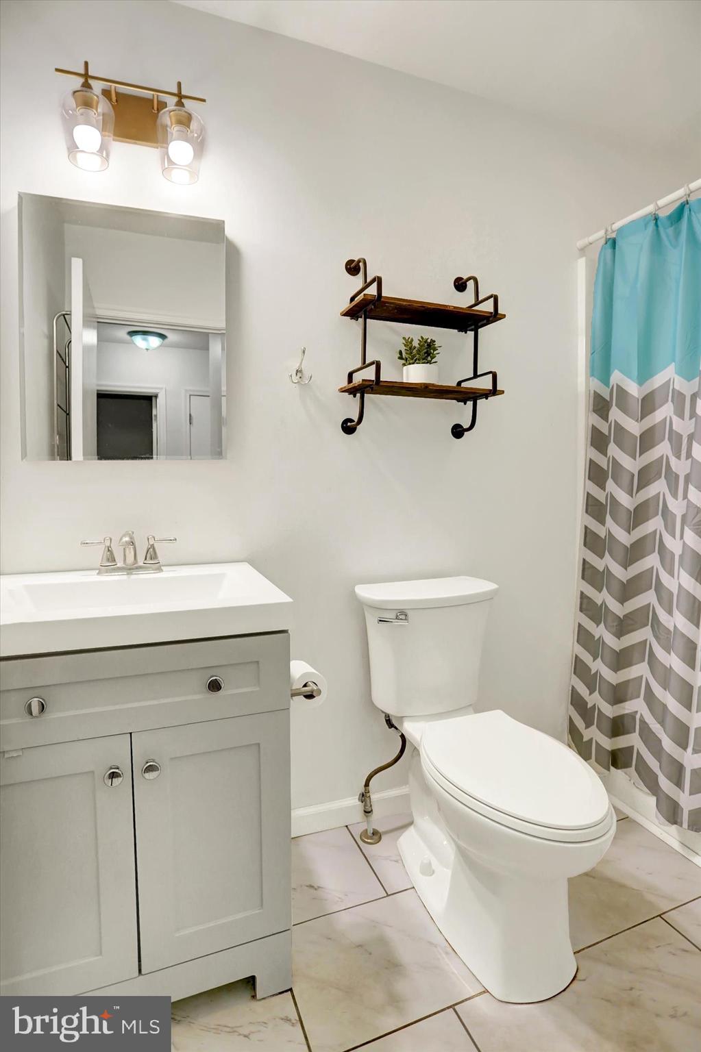 OAK HILLS - Residential