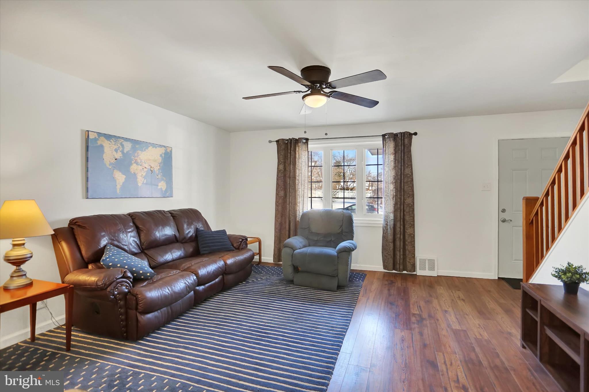 OAK HILLS - Residential