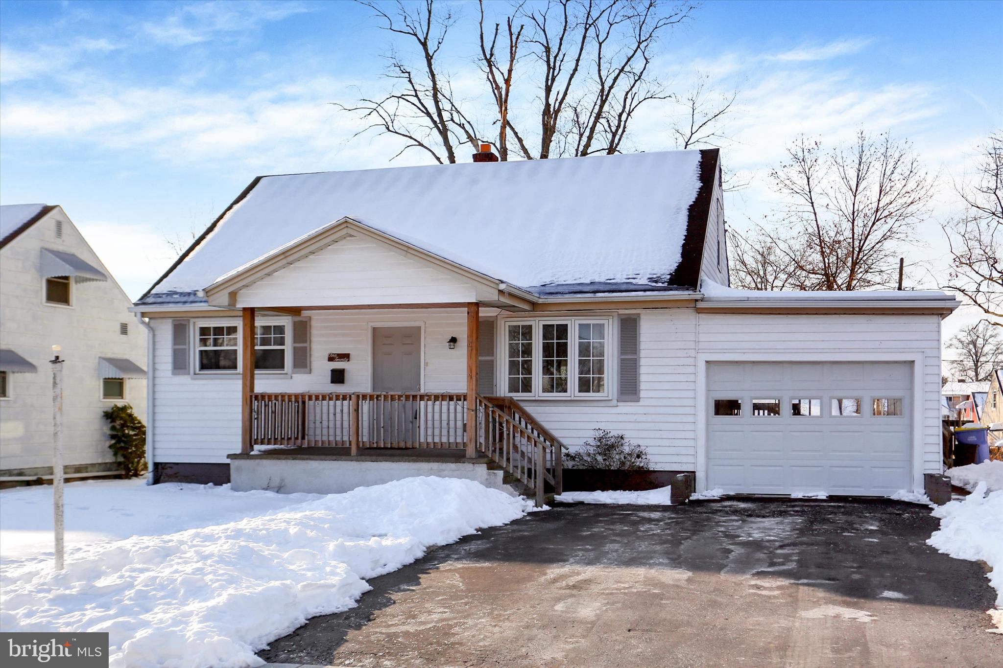 OAK HILLS - Residential