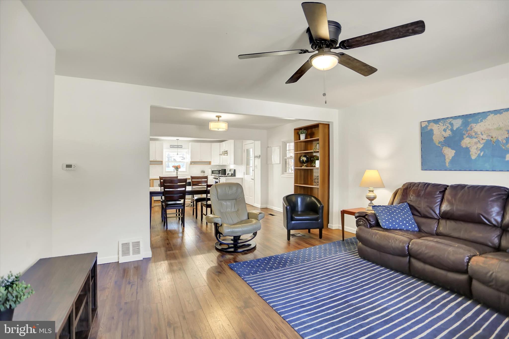 OAK HILLS - Residential