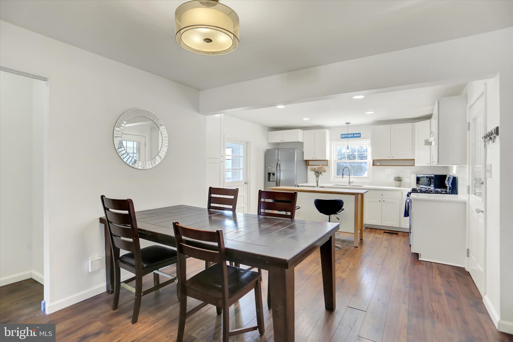 OAK HILLS - Residential