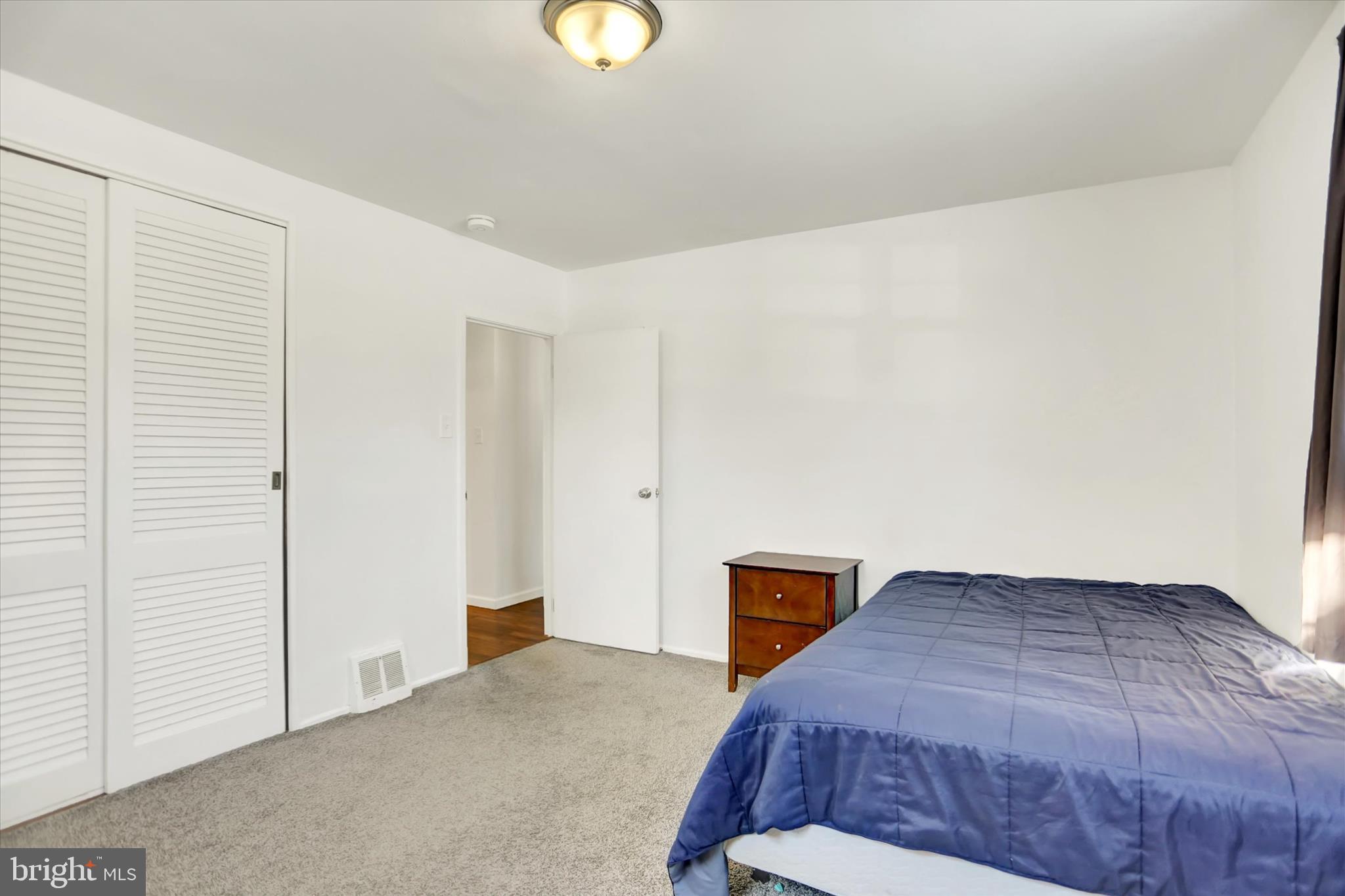 OAK HILLS - Residential