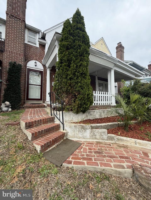 Townhouse For Sale - 6629 Lotus Road<br/> PHILADELPHIA, PA 19151