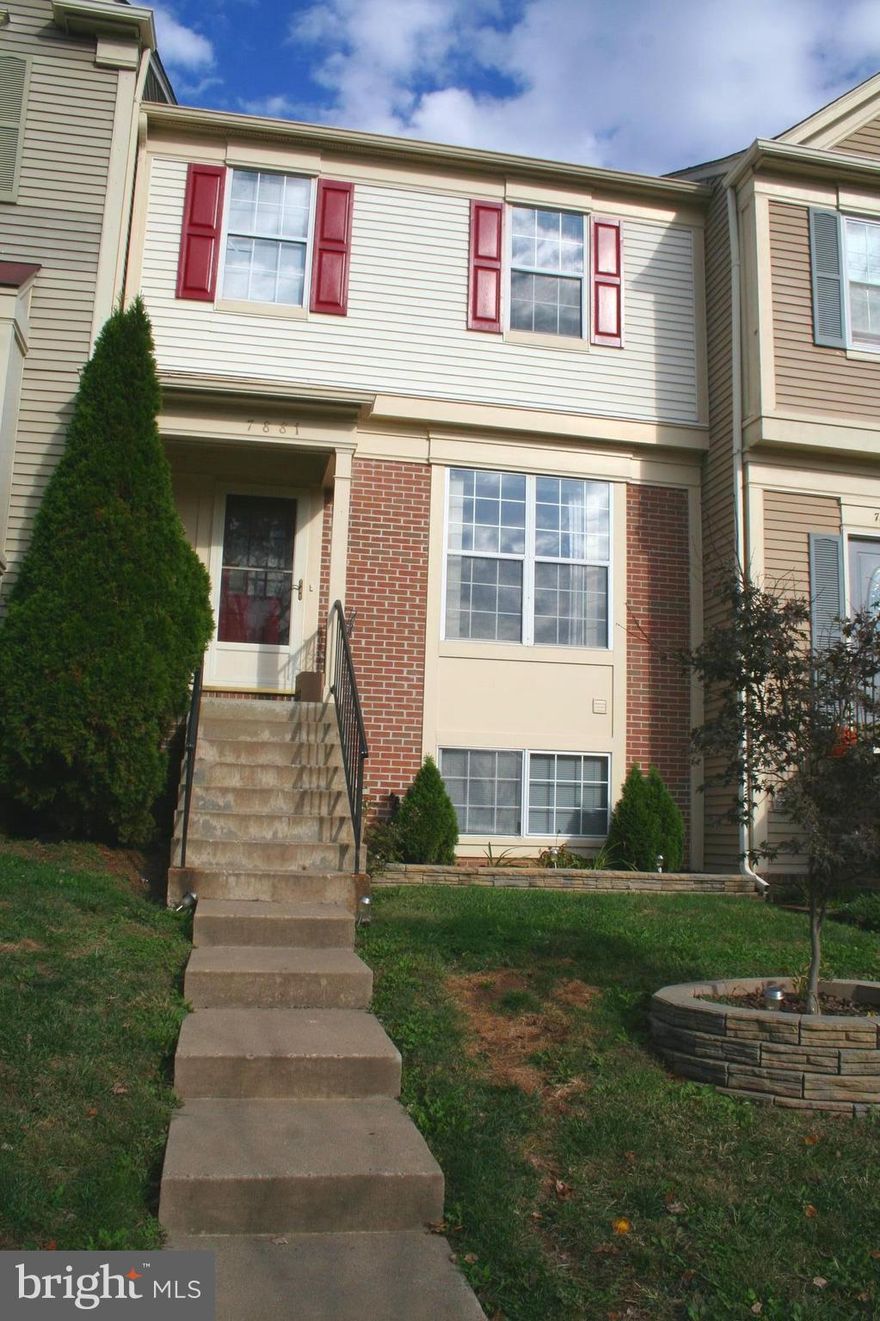 3-level townhome with 4 bedrooms & 3.5 baths. Walkout basement has a bedroom and a full bath!Hardwood floors on all 3 levels; Upgraded kitchen with granite counters & stainless steel appliances; full size washer & dryer; wood burning fireplace; large deck; fenced backyard. Close to I-66 and Rt234, schools, and shopping. .