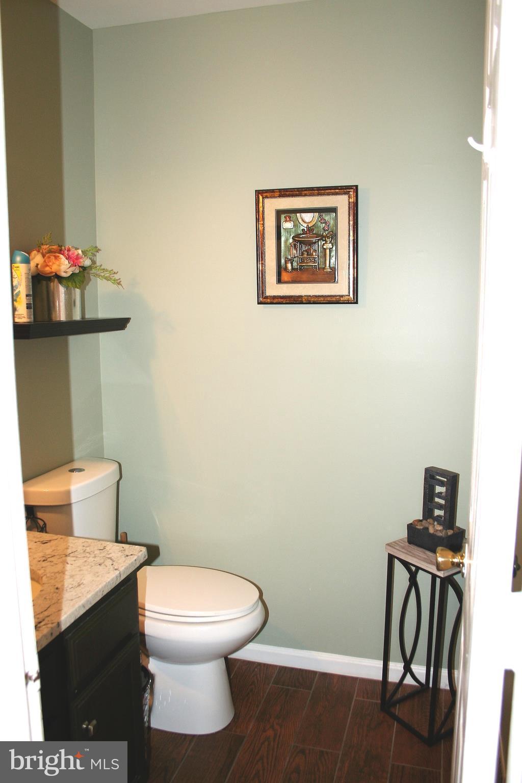 PARADISE - Residential Lease