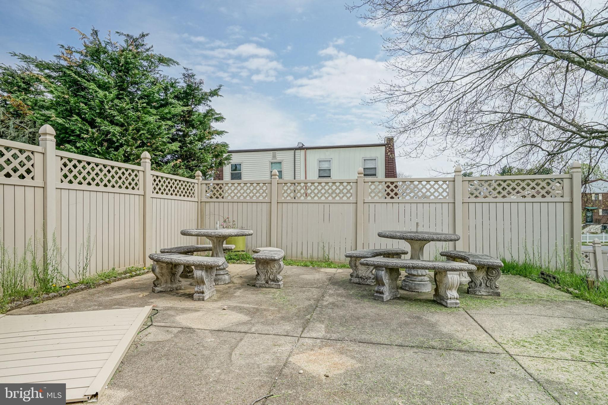 SOMERTON - Residential
