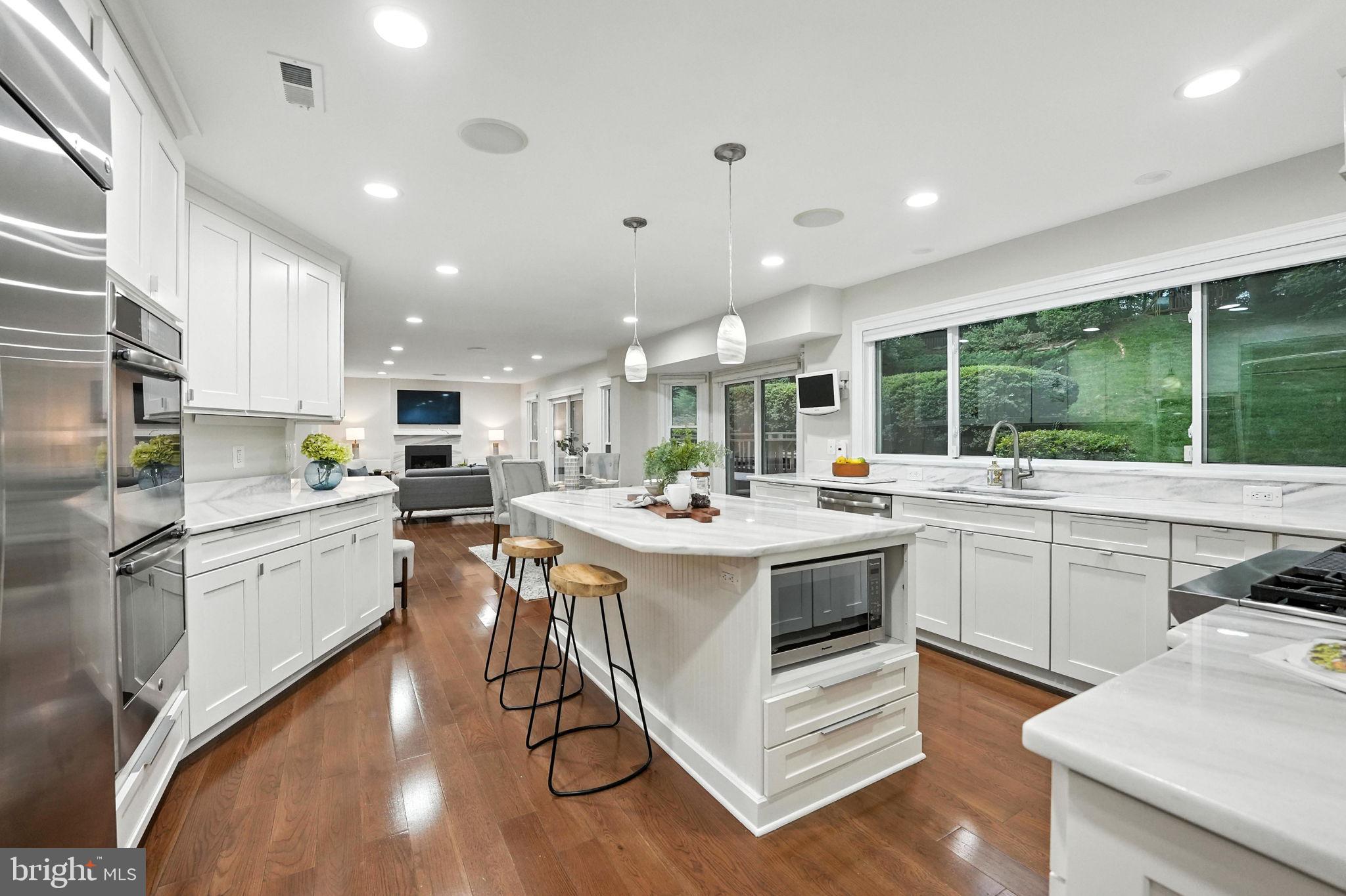 6603 BRIAR HILL COURT