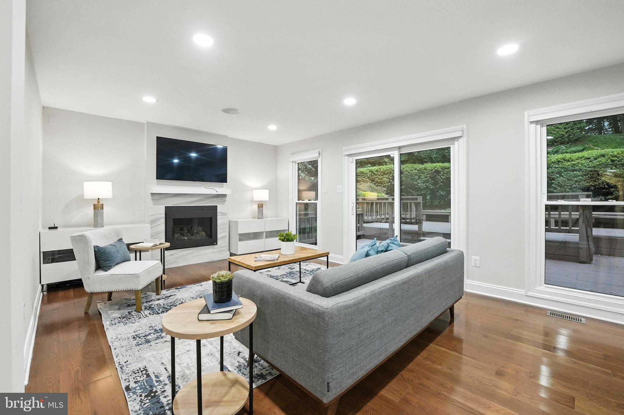 6603 BRIAR HILL COURT