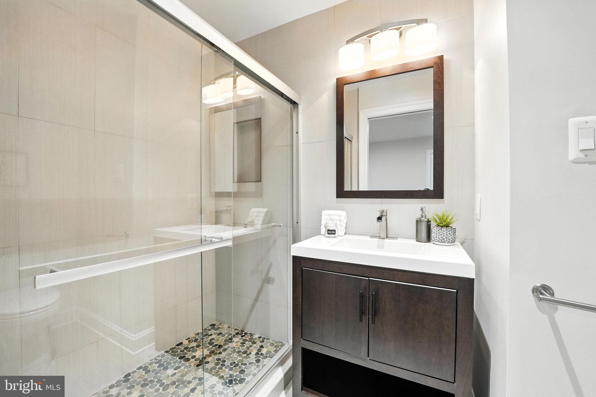 LANGLEY OAKS - Residential