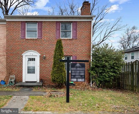 Townhouse For Sale - 153 Buckingham Drive<br/> STEPHENS CITY, VA 22655