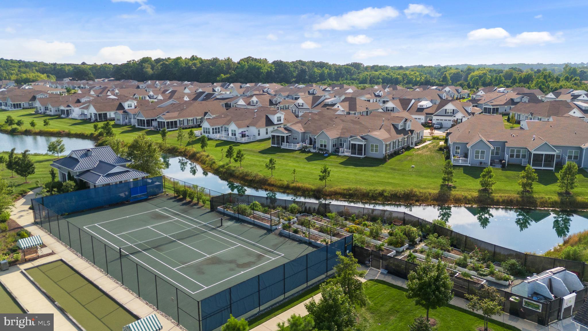 BAY BRIDGE COVE - Residential