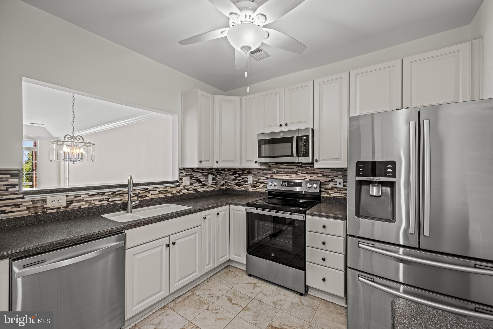 GATHERINGS AT LYNDWOOD - Residential
