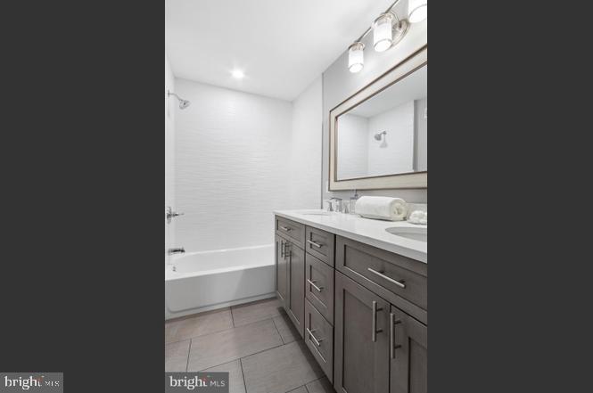 PASSYUNK SQUARE - Residential