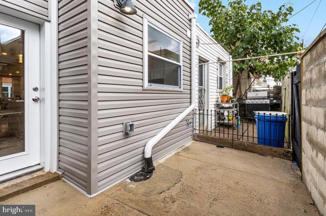 PASSYUNK SQUARE - Residential