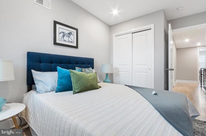 PASSYUNK SQUARE - Residential