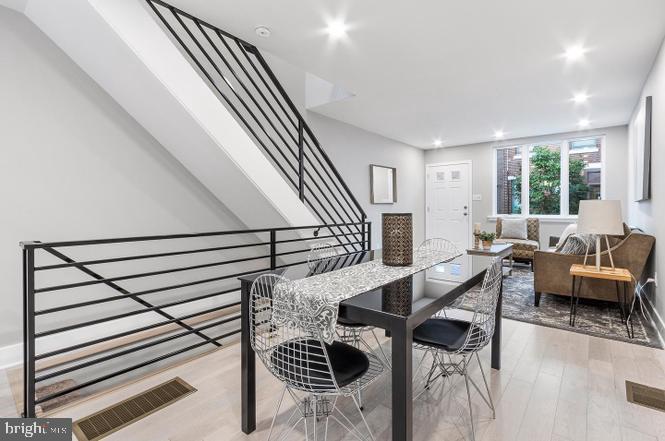 PASSYUNK SQUARE - Residential