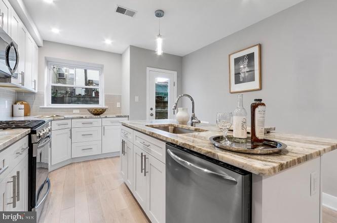 PASSYUNK SQUARE - Residential