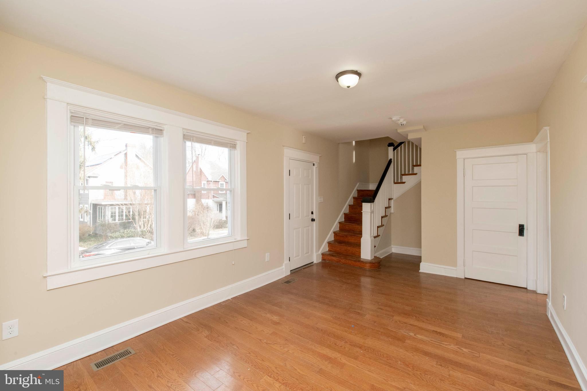 BELVEDERE SQUARE - Residential Lease