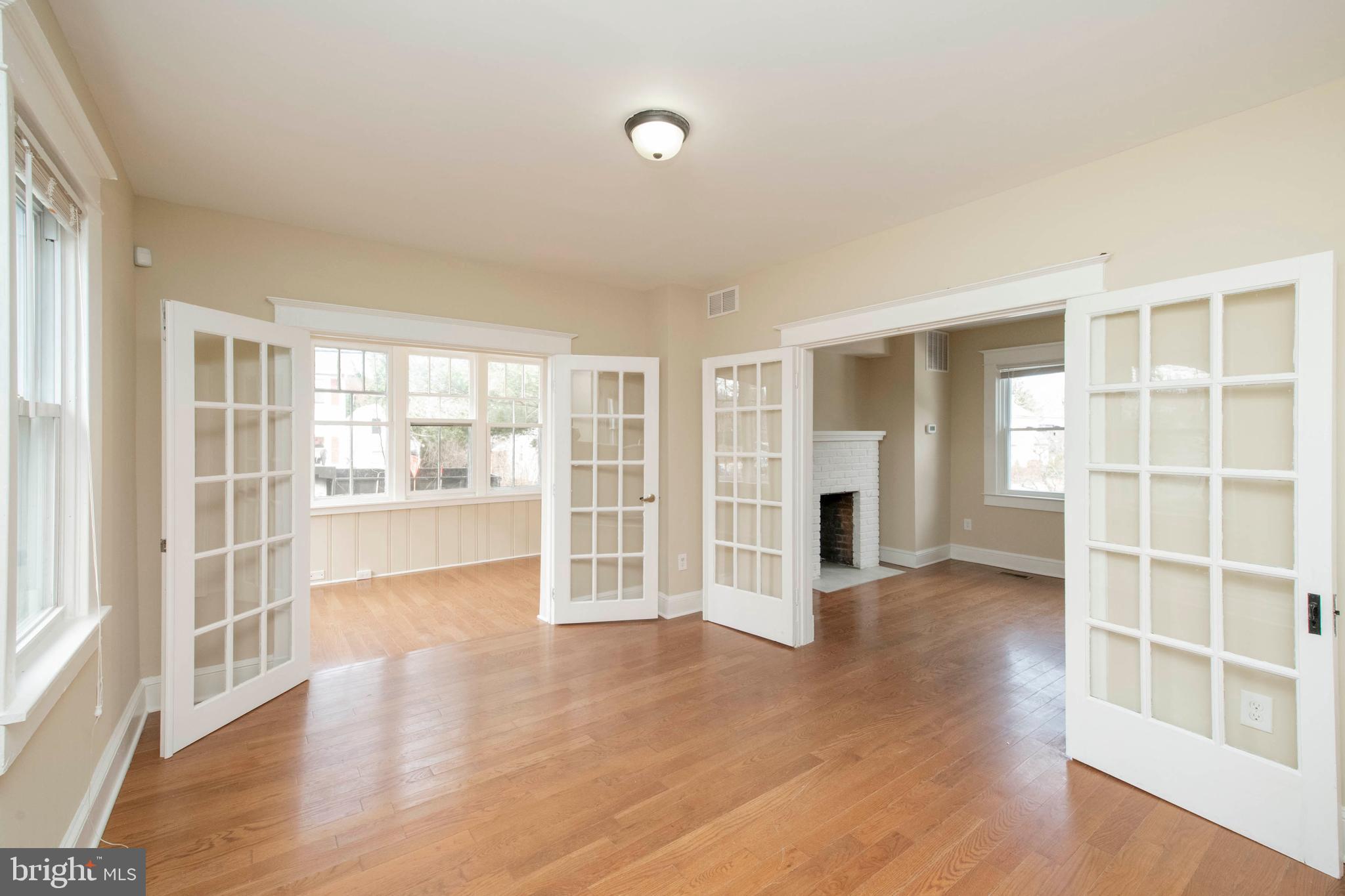 BELVEDERE SQUARE - Residential Lease