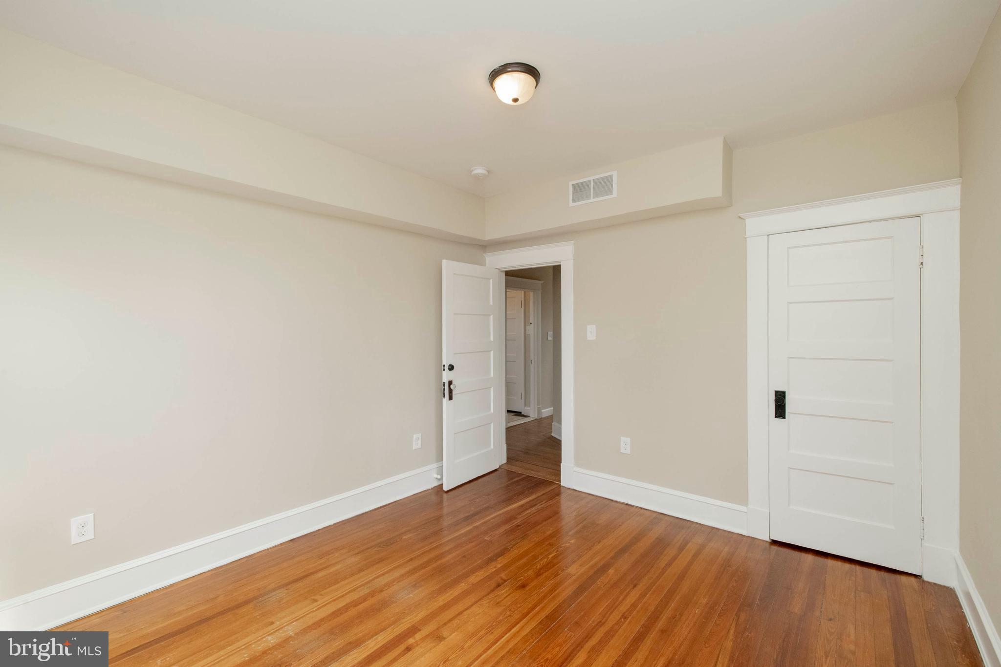 BELVEDERE SQUARE - Residential Lease