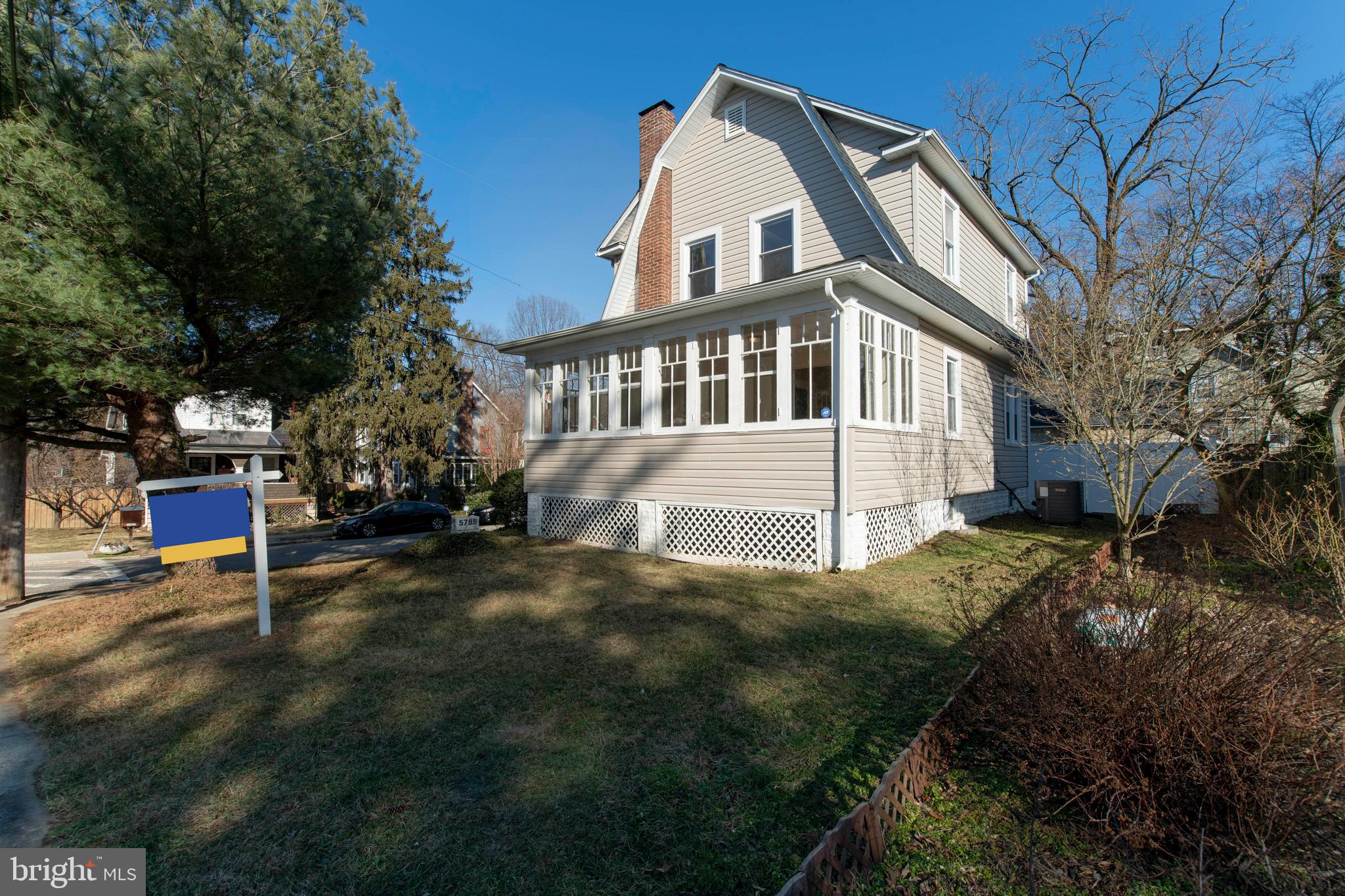 BELVEDERE SQUARE - Residential Lease