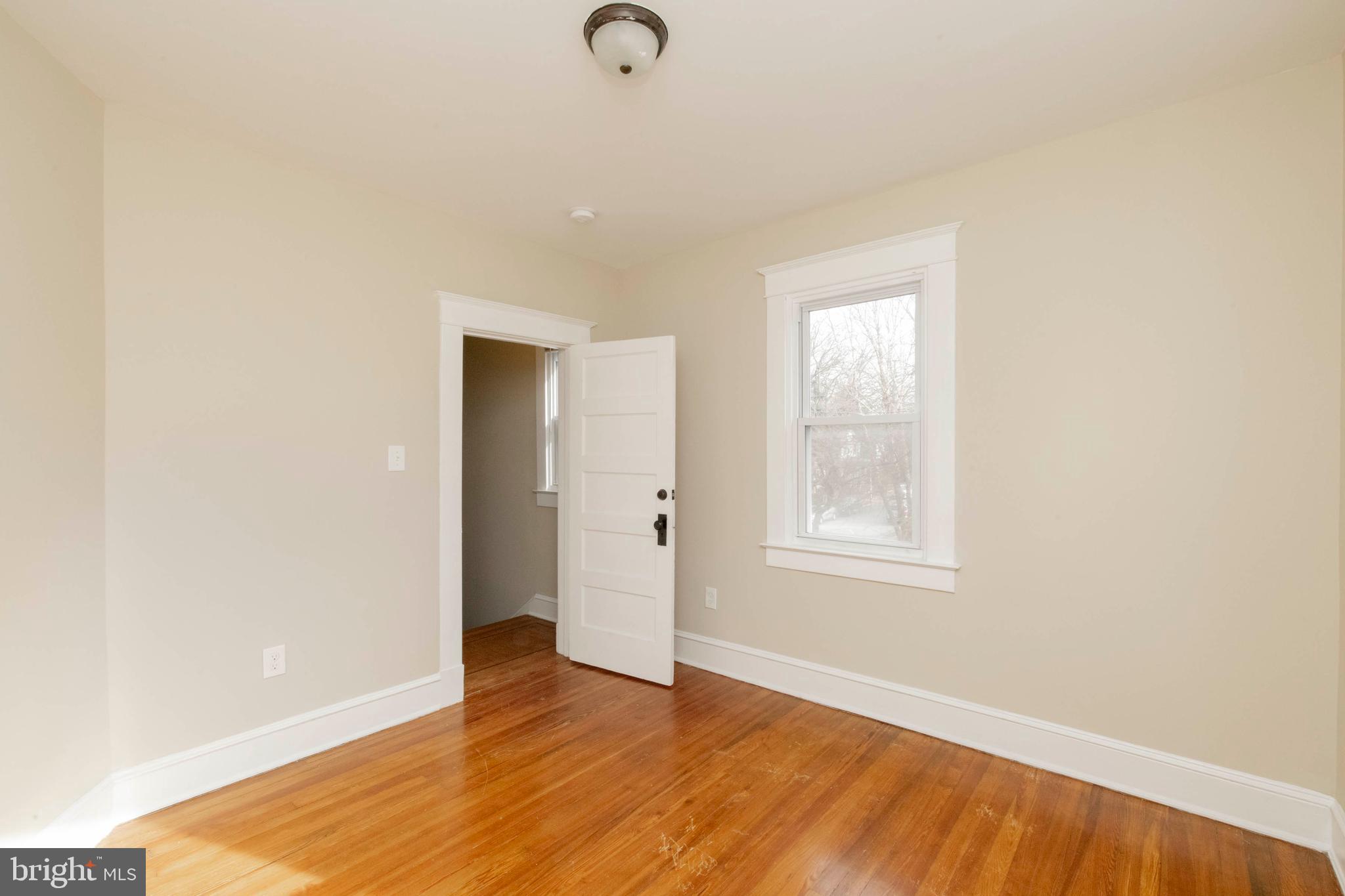 BELVEDERE SQUARE - Residential Lease