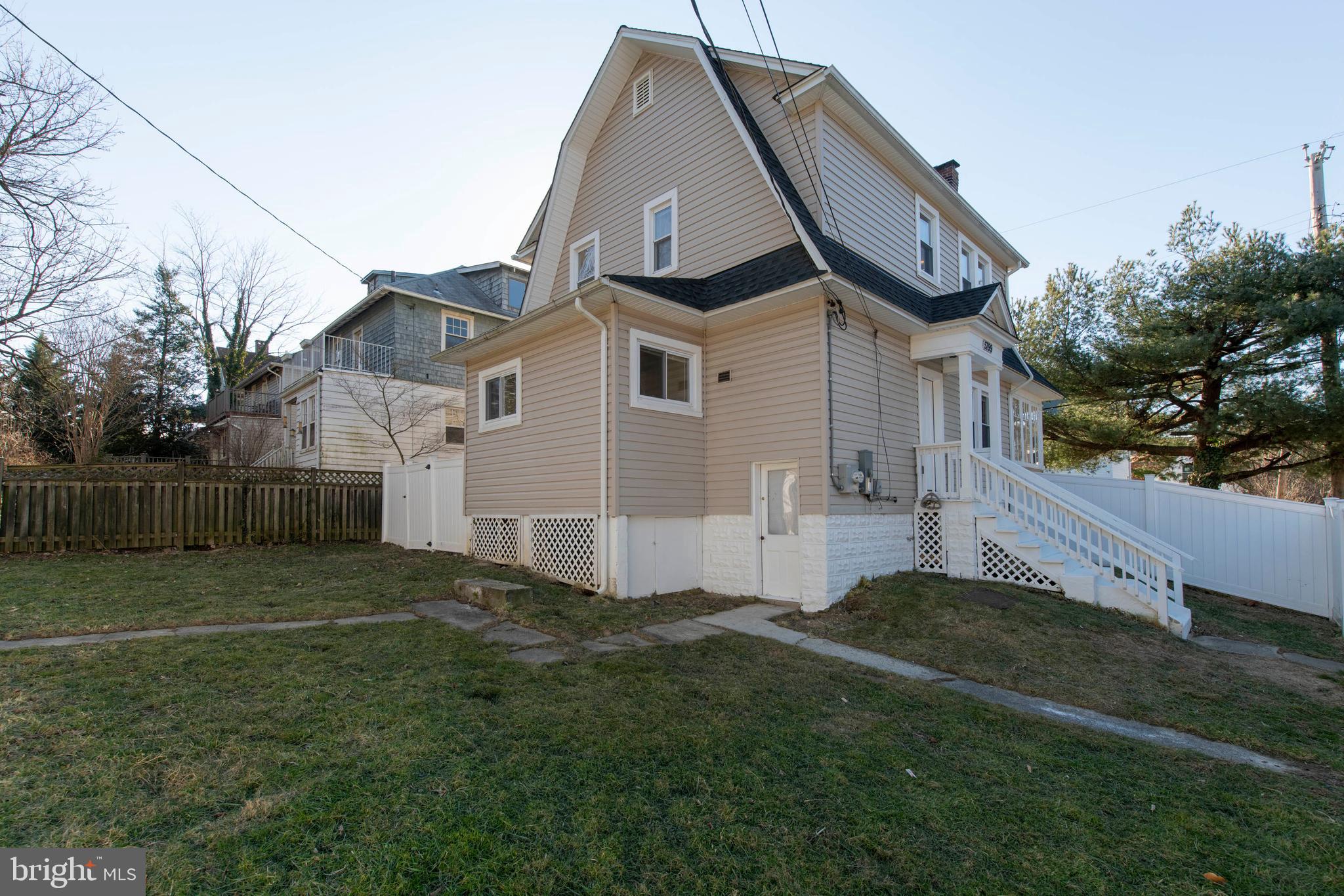 BELVEDERE SQUARE - Residential Lease