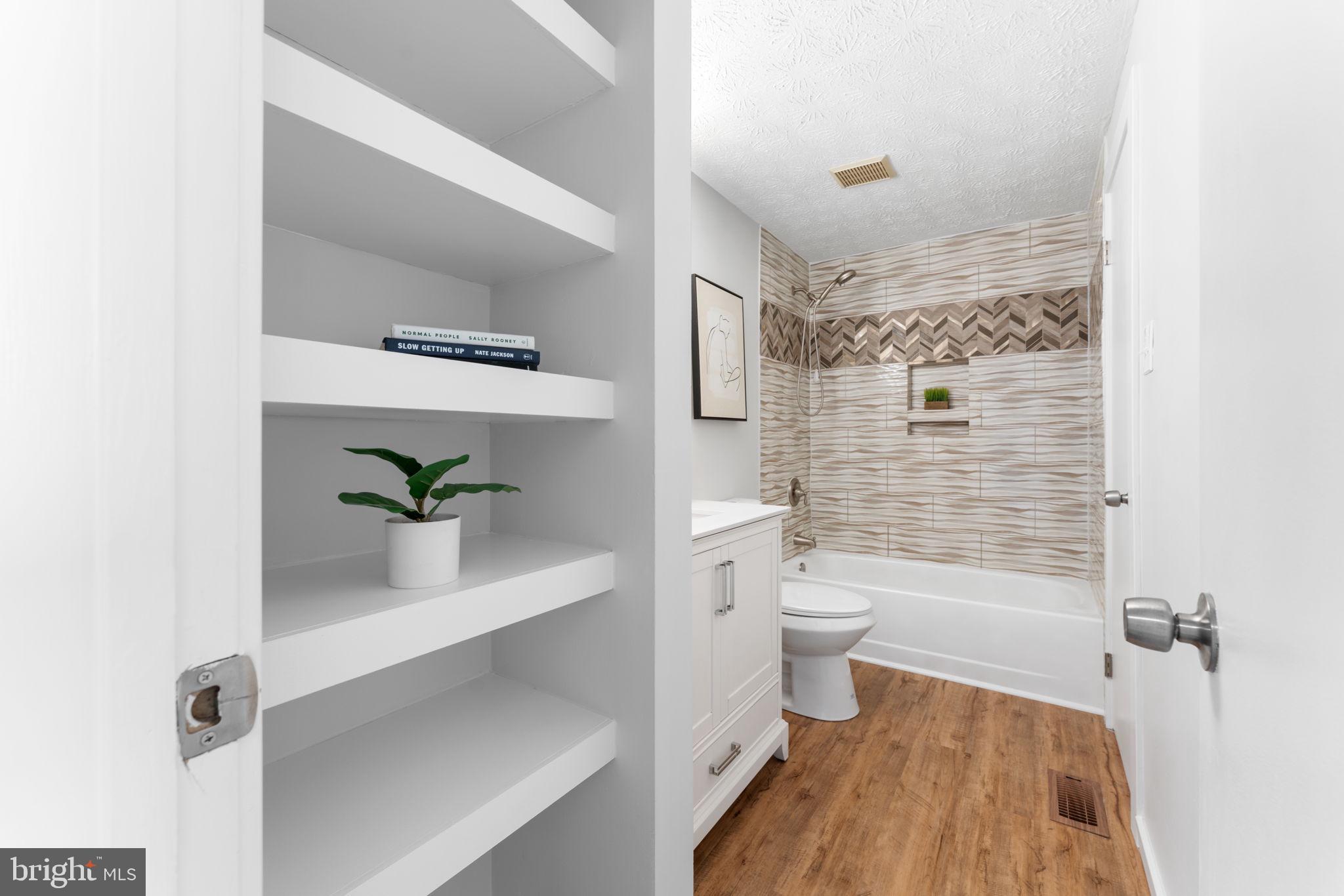 LOTTSFORD COMMUNITY - Residential