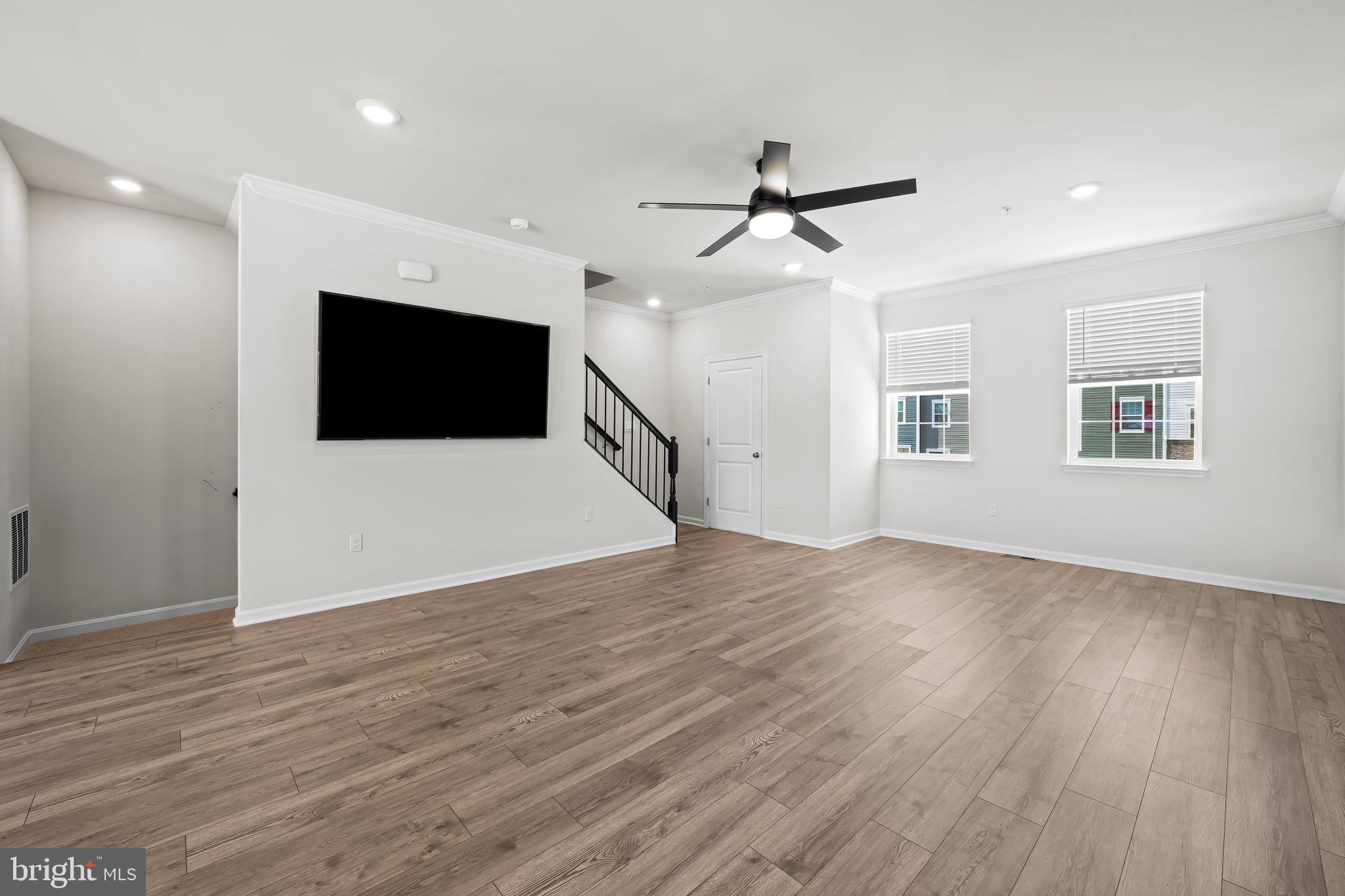 8327 DIETER DR