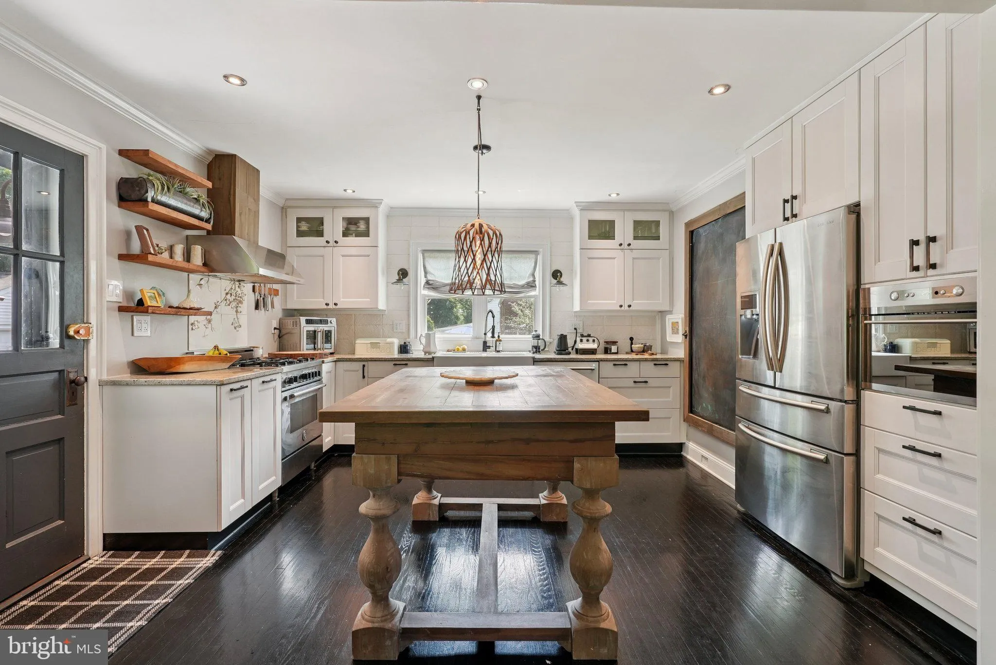 Abington, Pennsylvania 19001, United States, 4 Bedrooms Bedrooms, ,3 BathroomsBathrooms,Residential,Contingent,160705