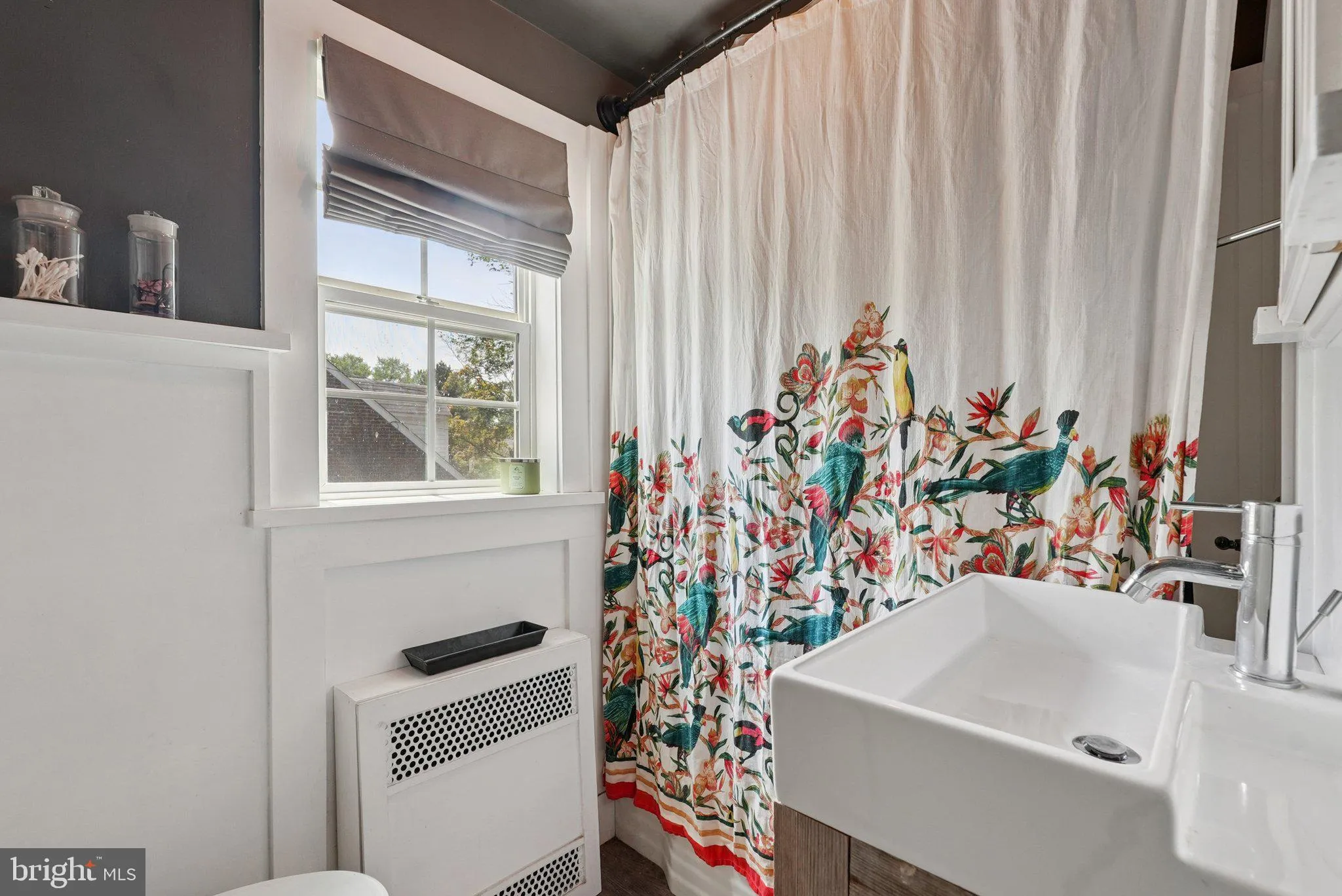 Abington, Pennsylvania 19001, United States, 4 Bedrooms Bedrooms, ,3 BathroomsBathrooms,Residential,Contingent,160705