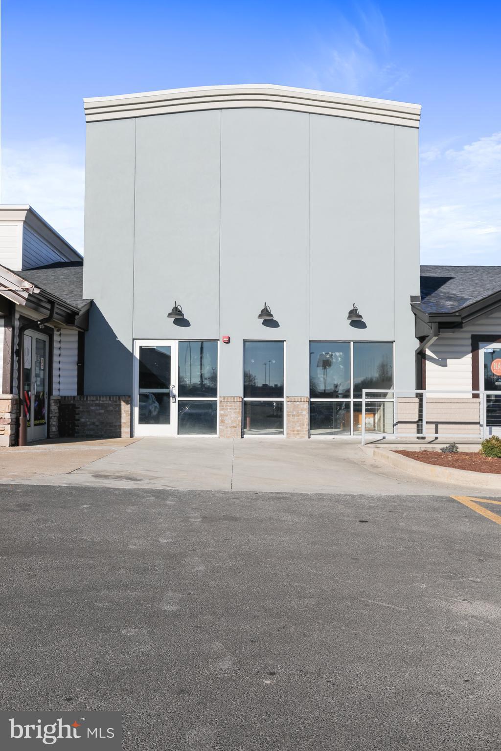 NONE AVAILABLE - Commercial Lease