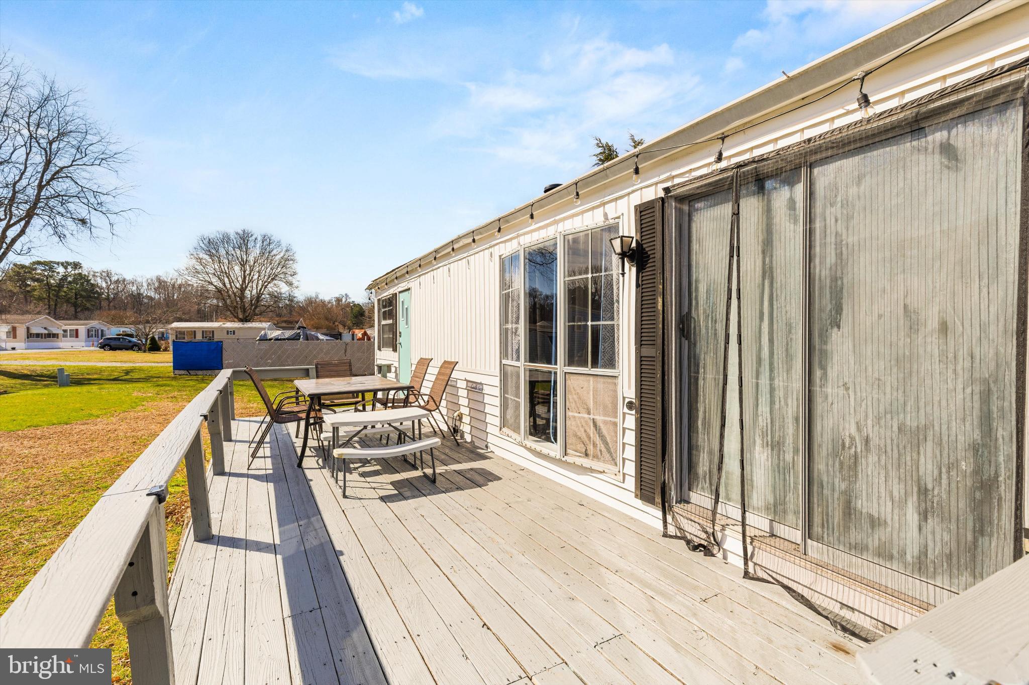 WHITE HORSE PARK III - Residential