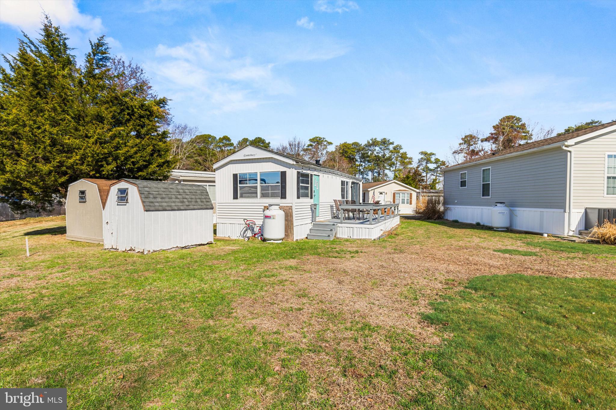 WHITE HORSE PARK III - Residential