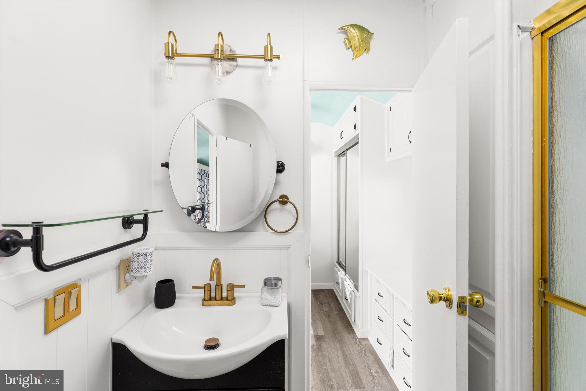 WHITE HORSE PARK III - Residential