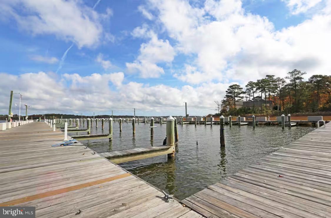 WHITE HORSE PARK III - Residential