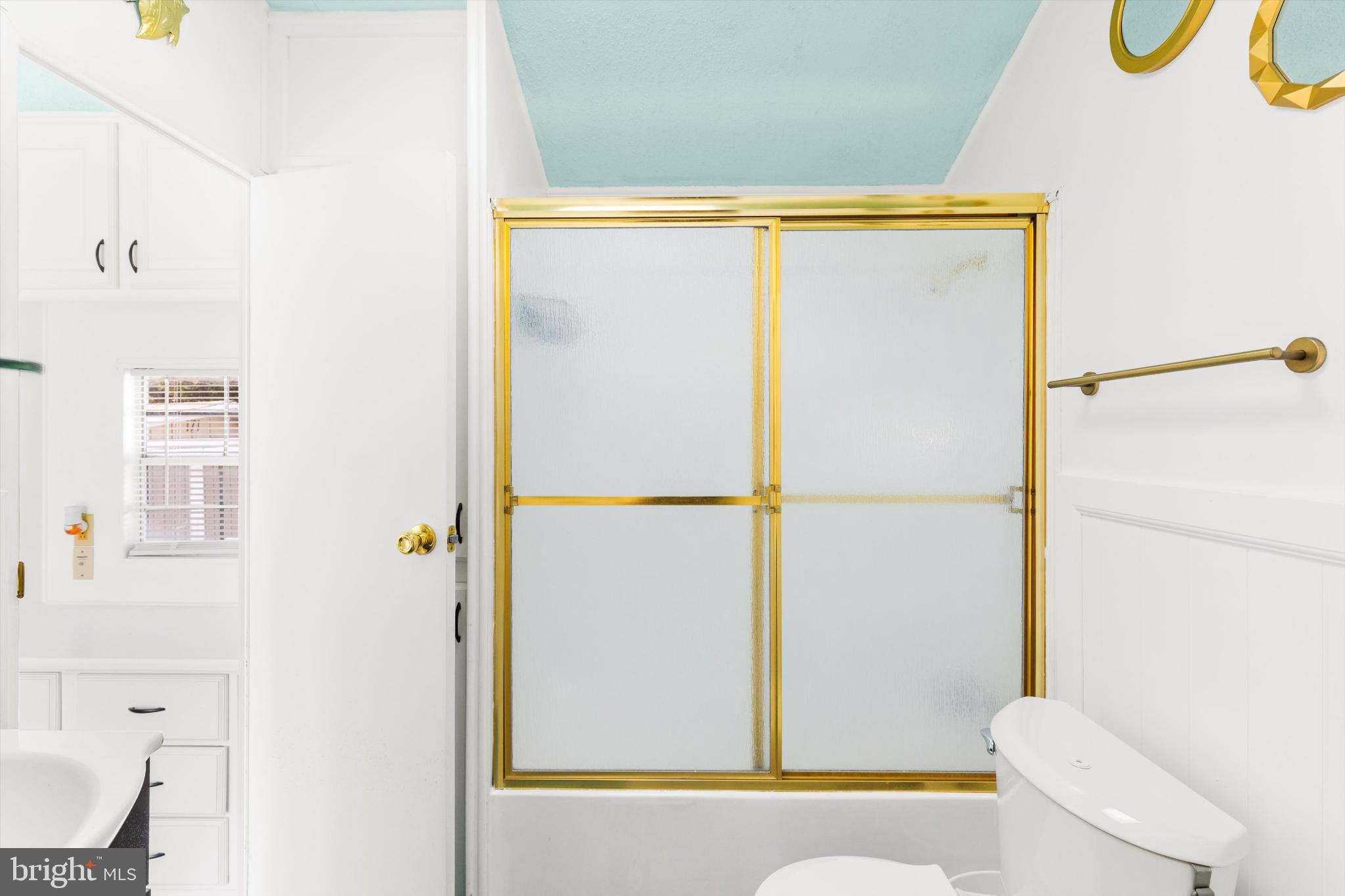 WHITE HORSE PARK III - Residential