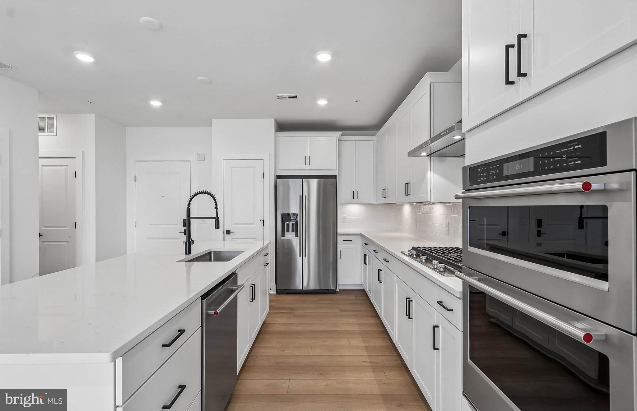 THE FLATS AT NORTHSIDE - Residential