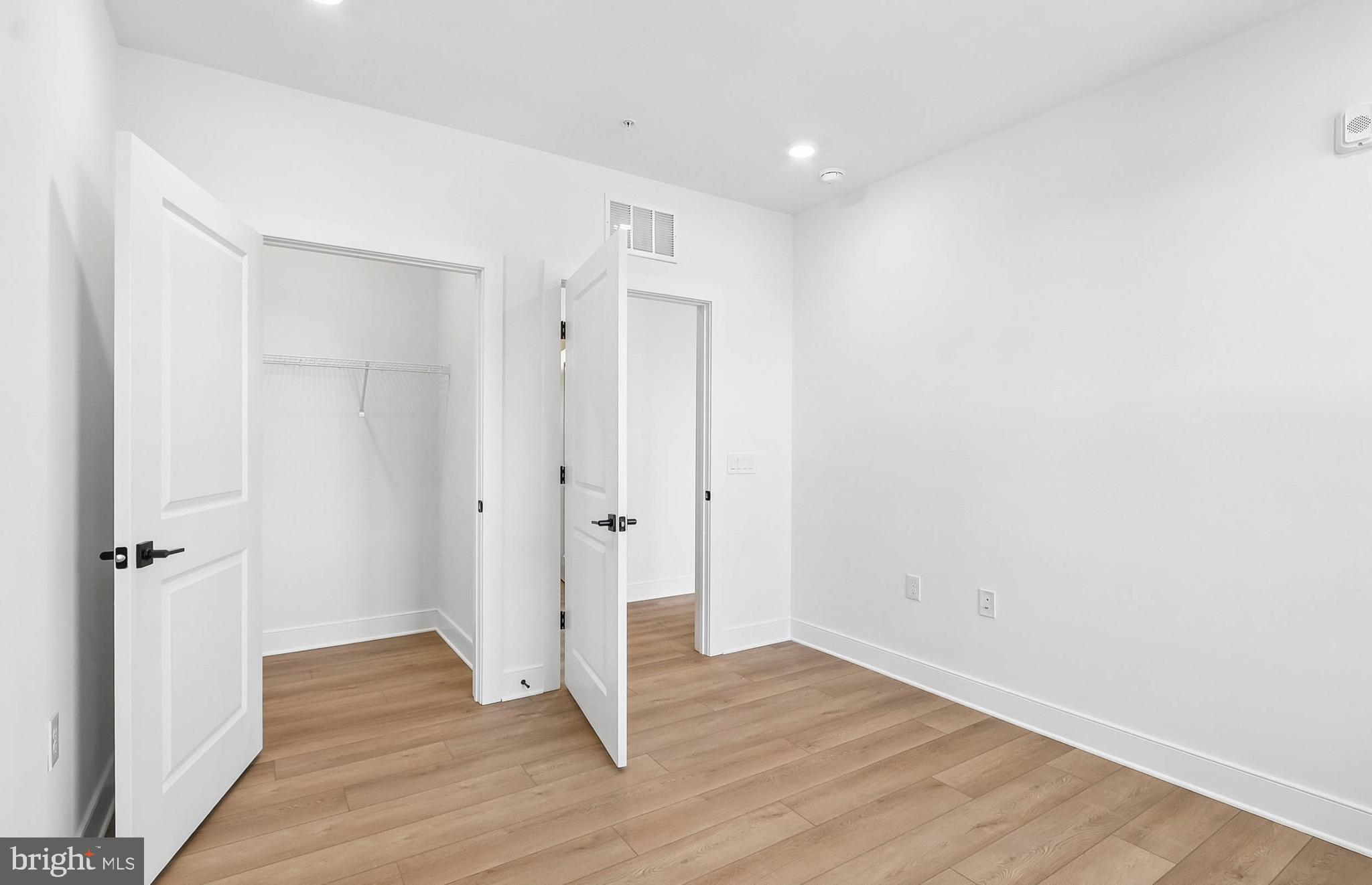 THE FLATS AT NORTHSIDE - Residential